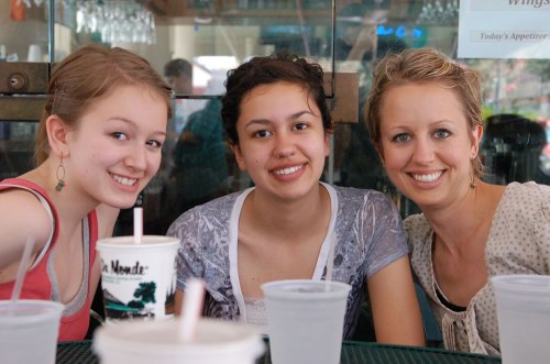 The girls at lunch, all still looking pretty even after walking through the hot, sweaty streets to our lunch spot.